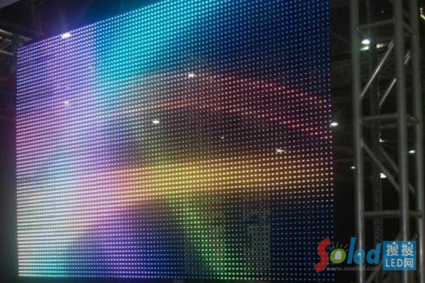 深圳LED顯示屏窗簾屏 LED網(wǎng)
